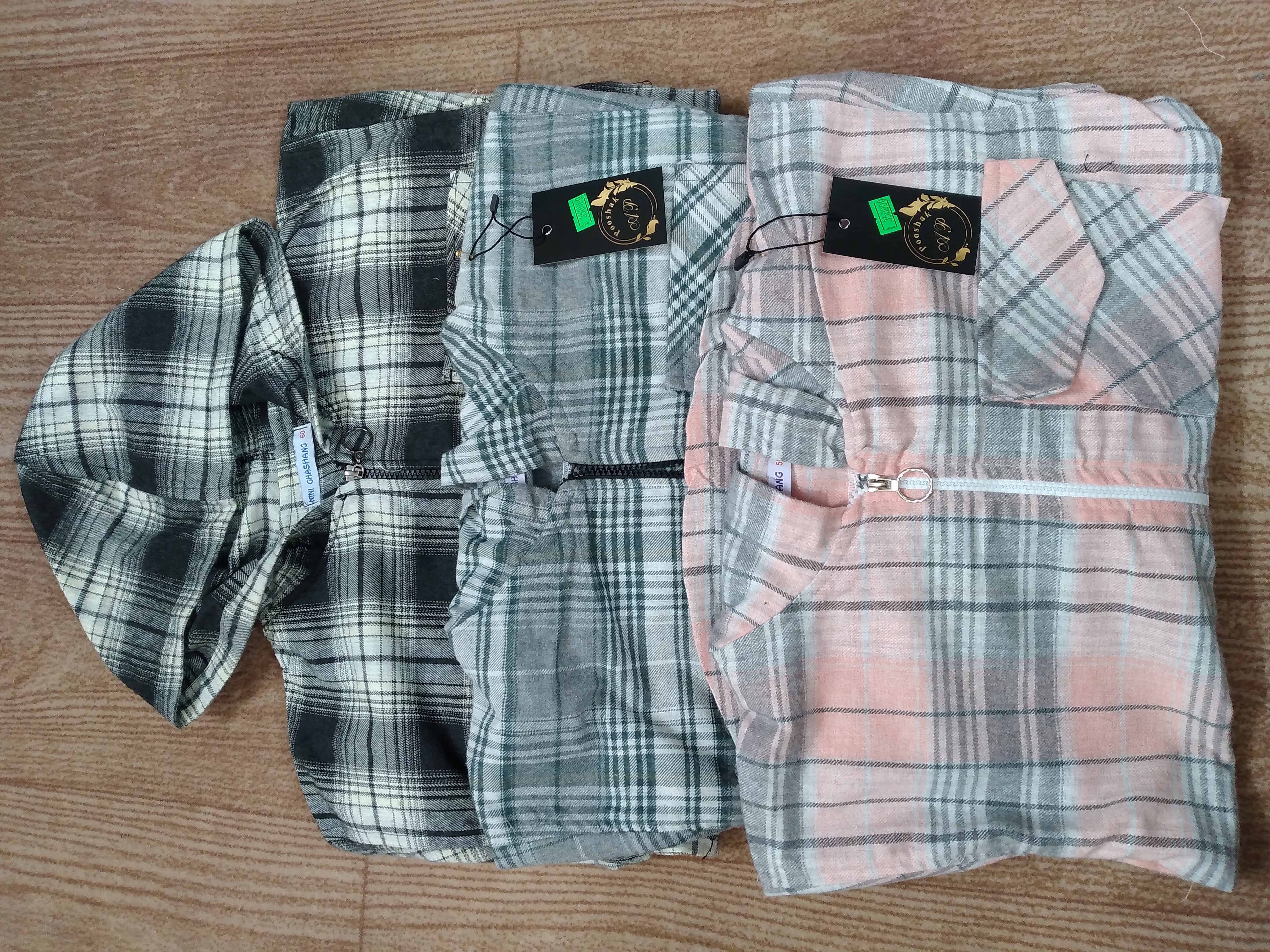 در سه رنگ، و ۳سایز  مناسب ۷سال تا ۱۰سال